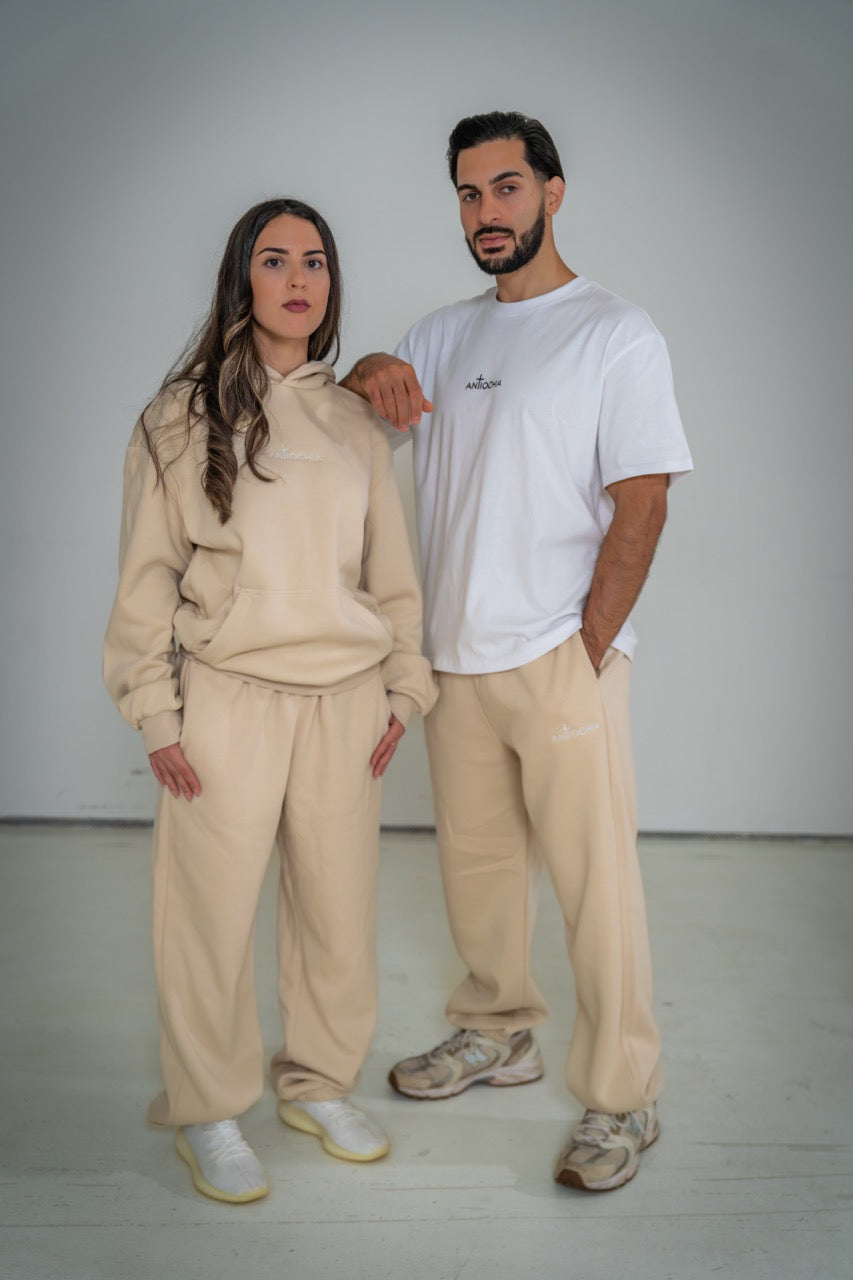 Christliche Mode Hose - ANTIOCHIA Jogginghose Johannes mit Kreuz Stickerei